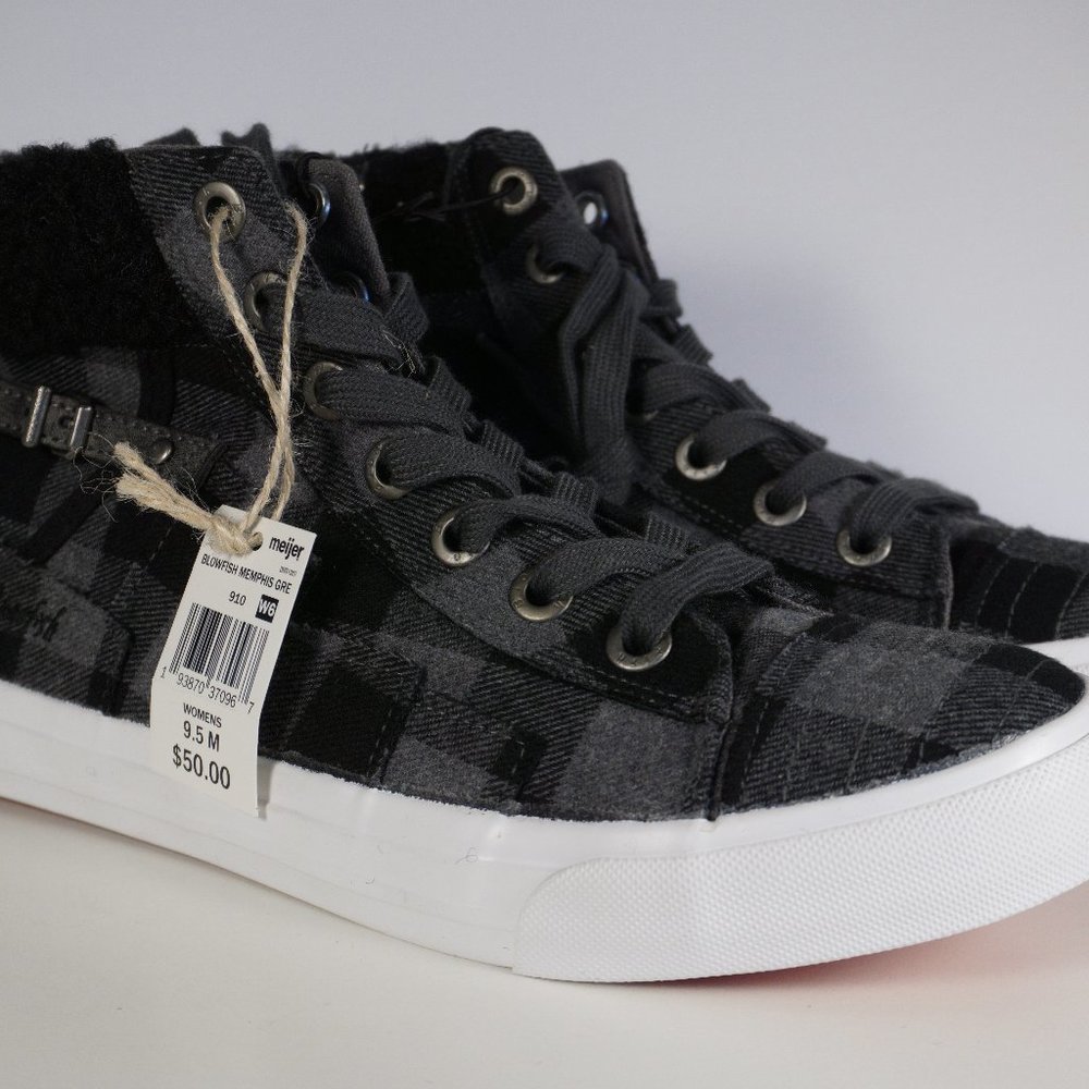 New Blowfish Womens Memphis High Top Buffalo Check Sherpa Cuff Sneaker Shoes 9.5